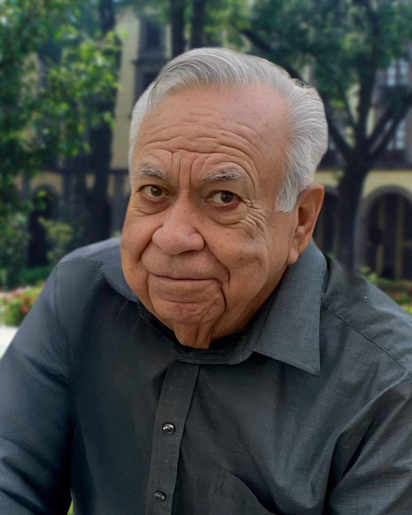Richard Gurrola Profile Photo