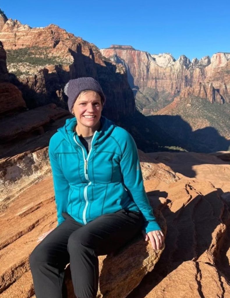 Laurie Marie (Leach)  Farmer