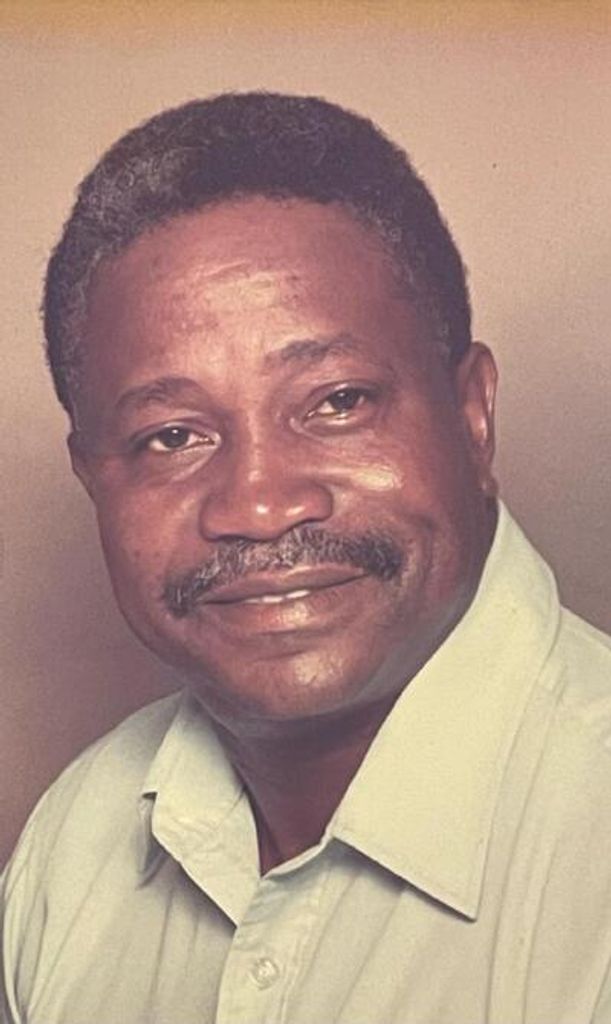 Robert Devaughn, Sr. Profile Photo