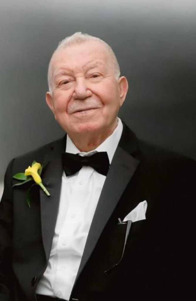 Masoud Jamil Kas-Mikha Profile Photo