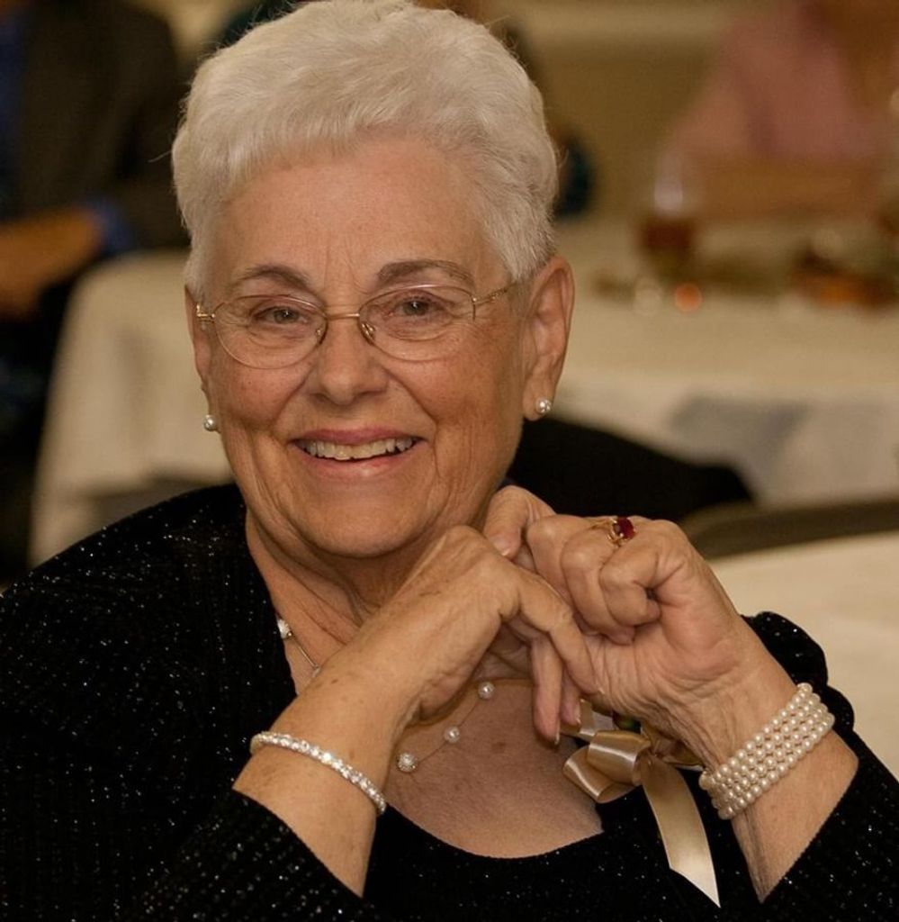 Janet Wolin