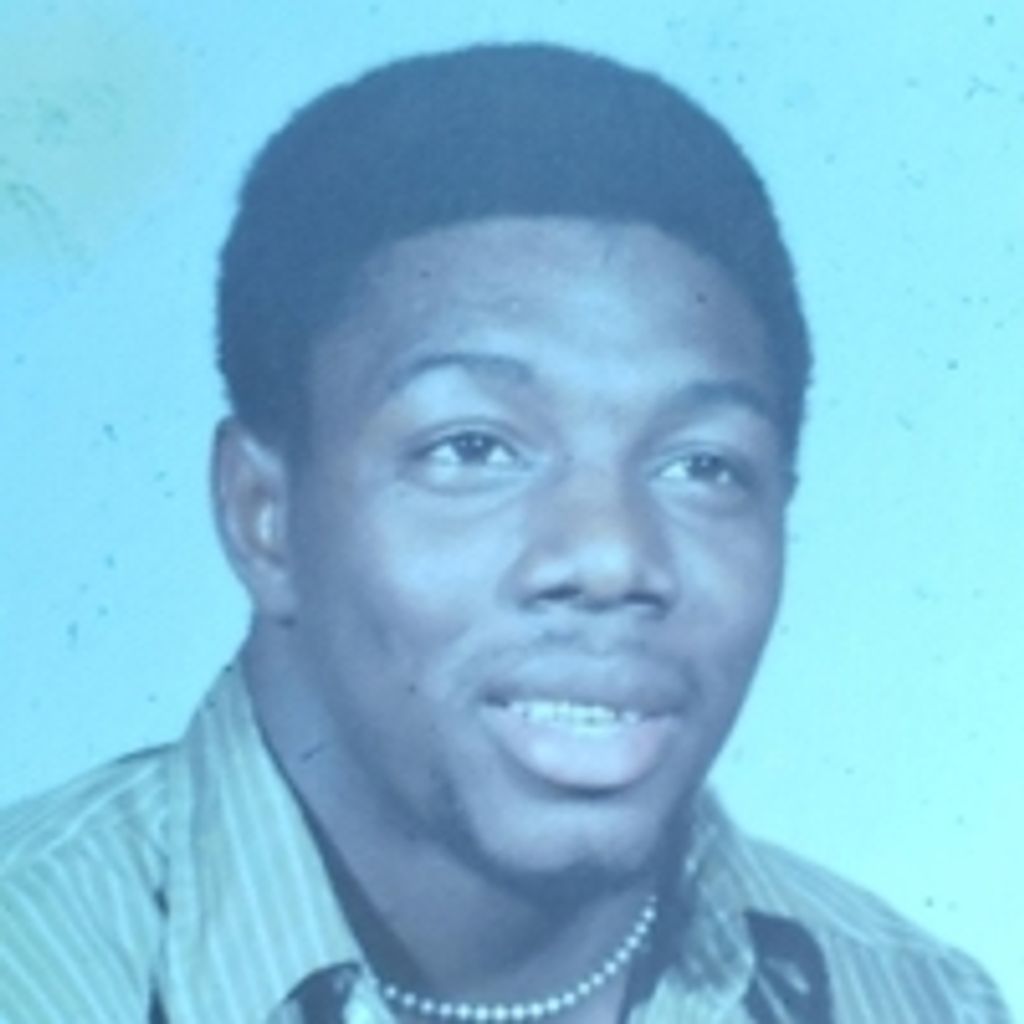 Robert E. Edwards Profile Photo