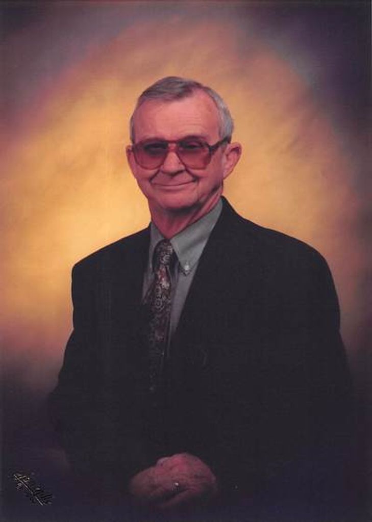 Tommy Ralph Hill Profile Photo