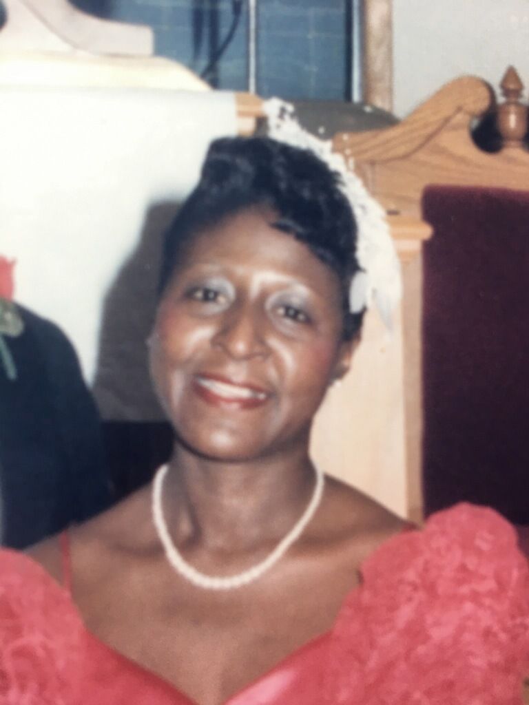 Emma Marie Edwards Profile Photo