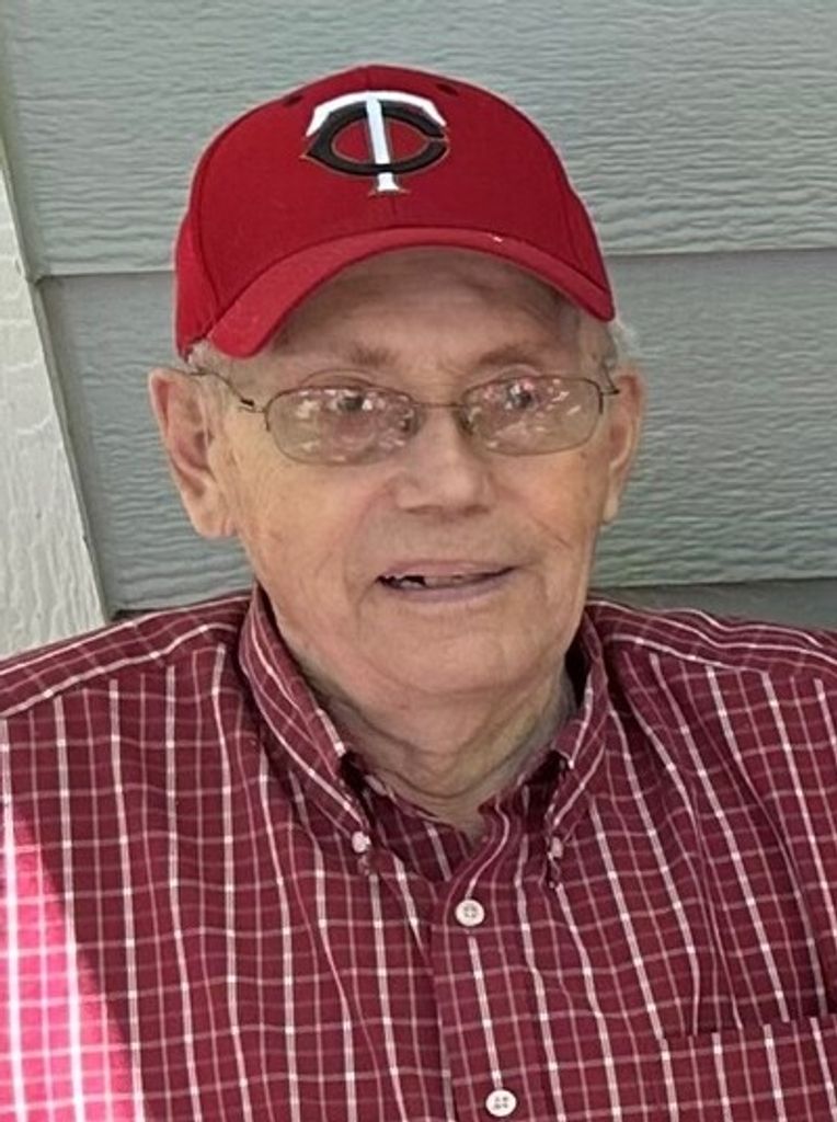 Milo James Windahl Profile Photo