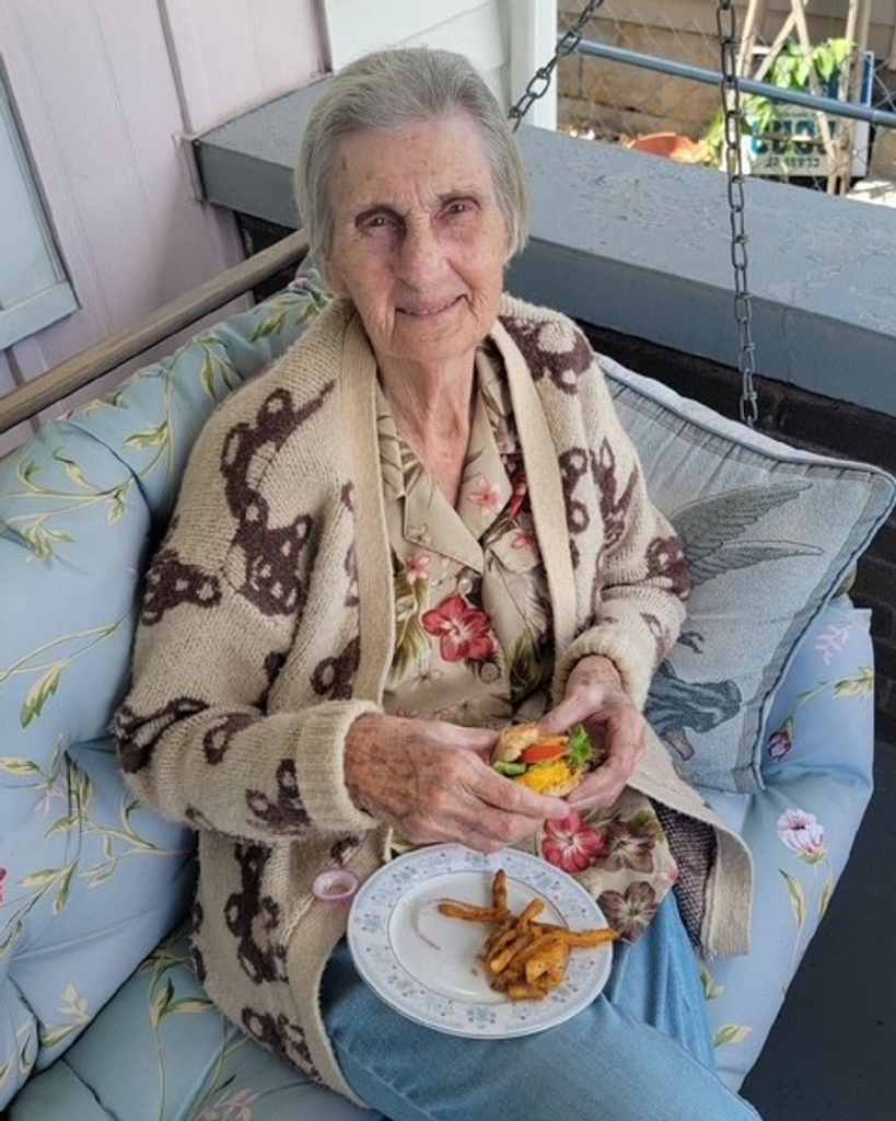 Joyce Mullins Profile Photo