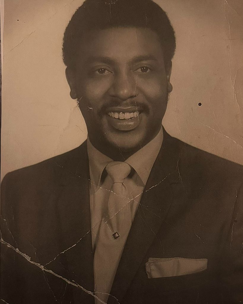 Oliver Brown Profile Photo