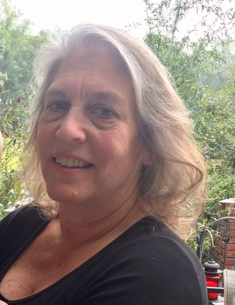 Linda Fields Profile Photo