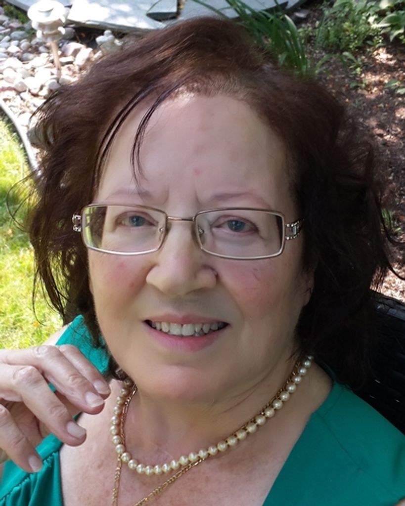 Victoria Esmeralda Seymour