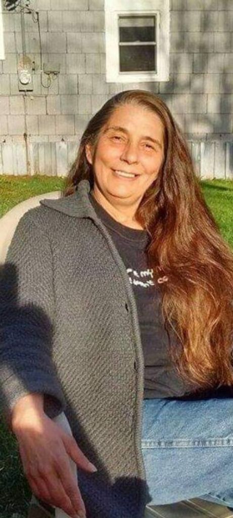 Louann Holben Profile Photo