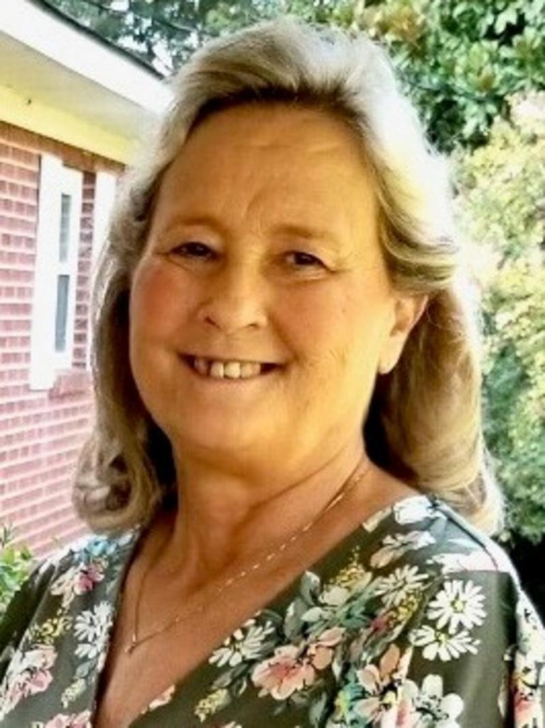 Phyllis Ann Gilchrist Brewster Profile Photo