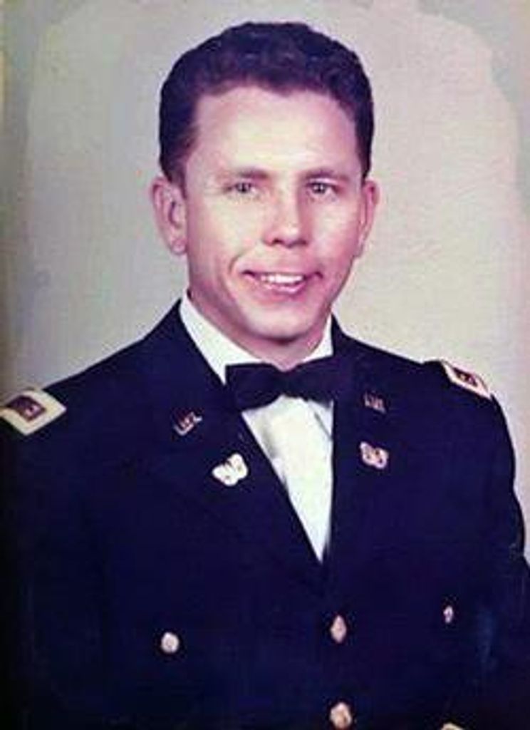 Cw4 (Retired) Robert Lee Douglas
