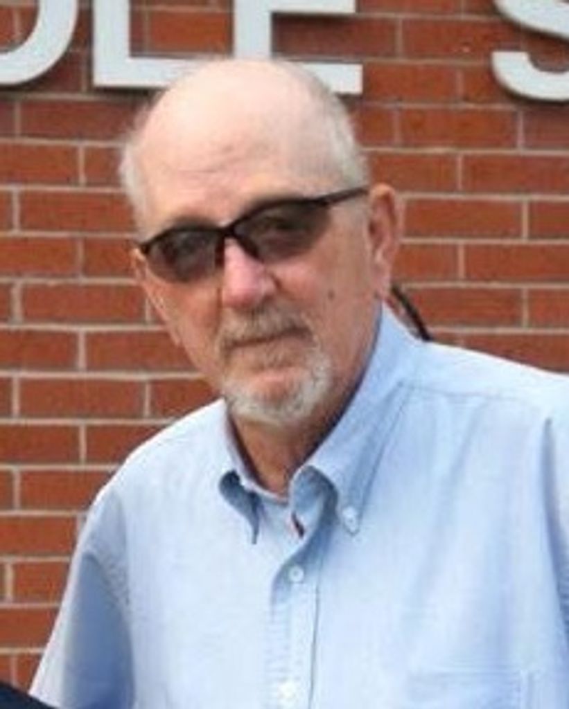 Clinton Howard "Clint" Willis Jr.