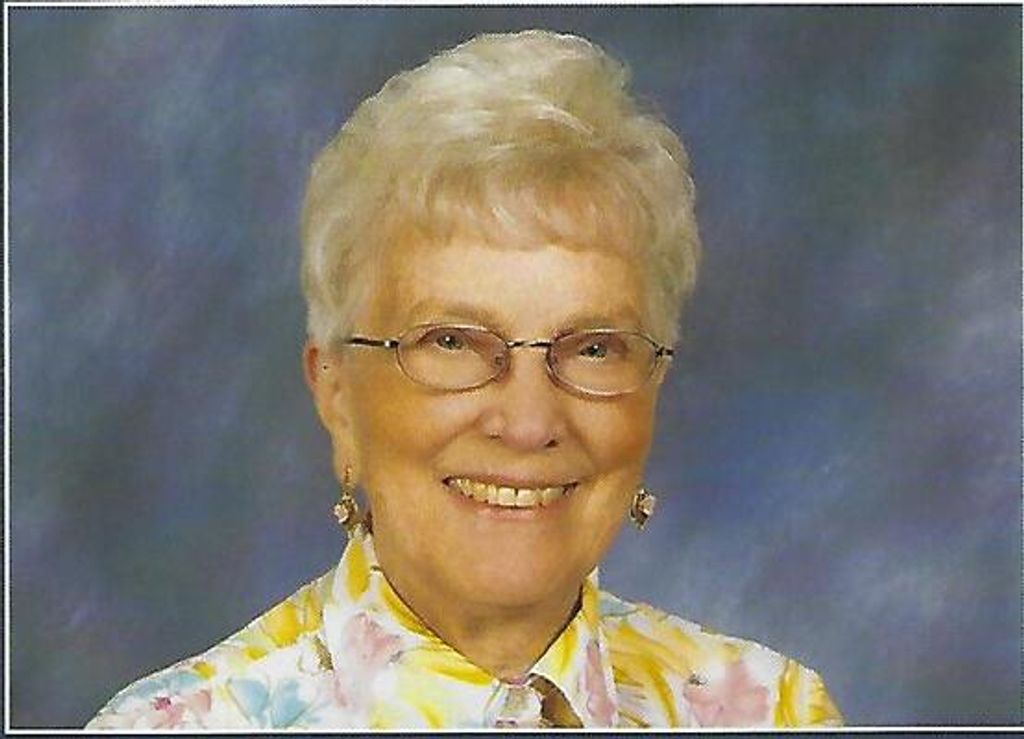 Edith (Stouwie) Hanneman Profile Photo