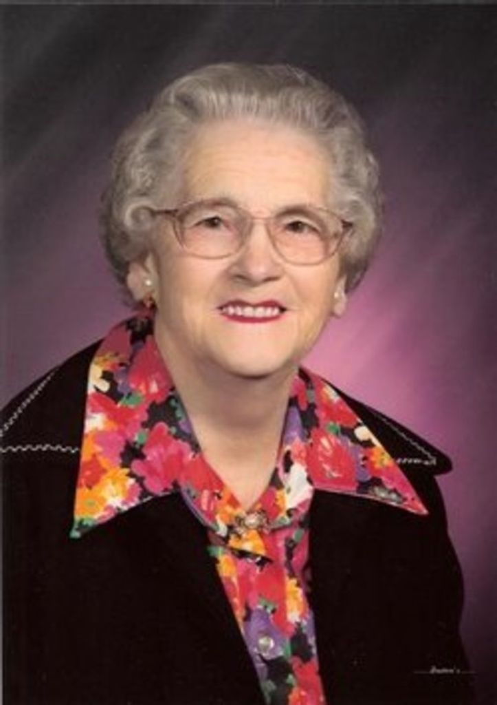 Violet Rietze Profile Photo
