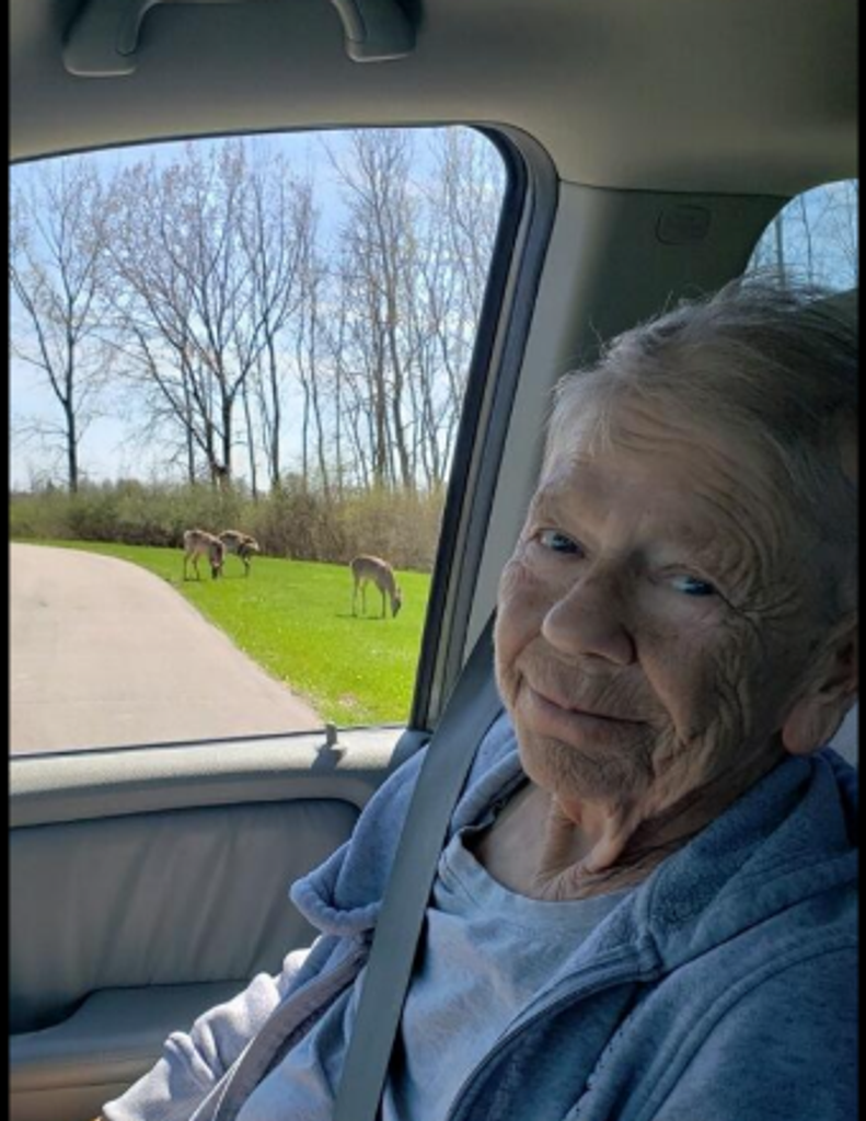 Laura Louise Nixon Profile Photo