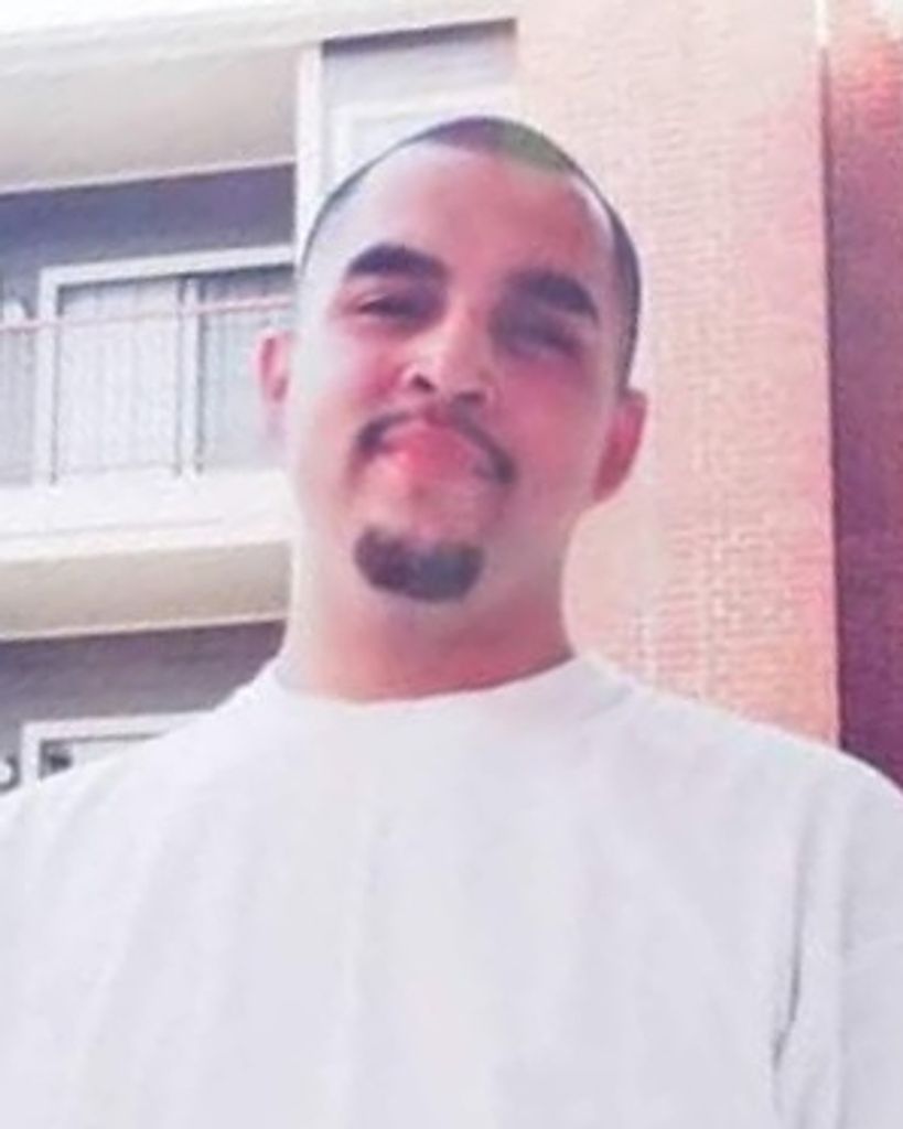 EDGAR GALLEGOS LOZOYA