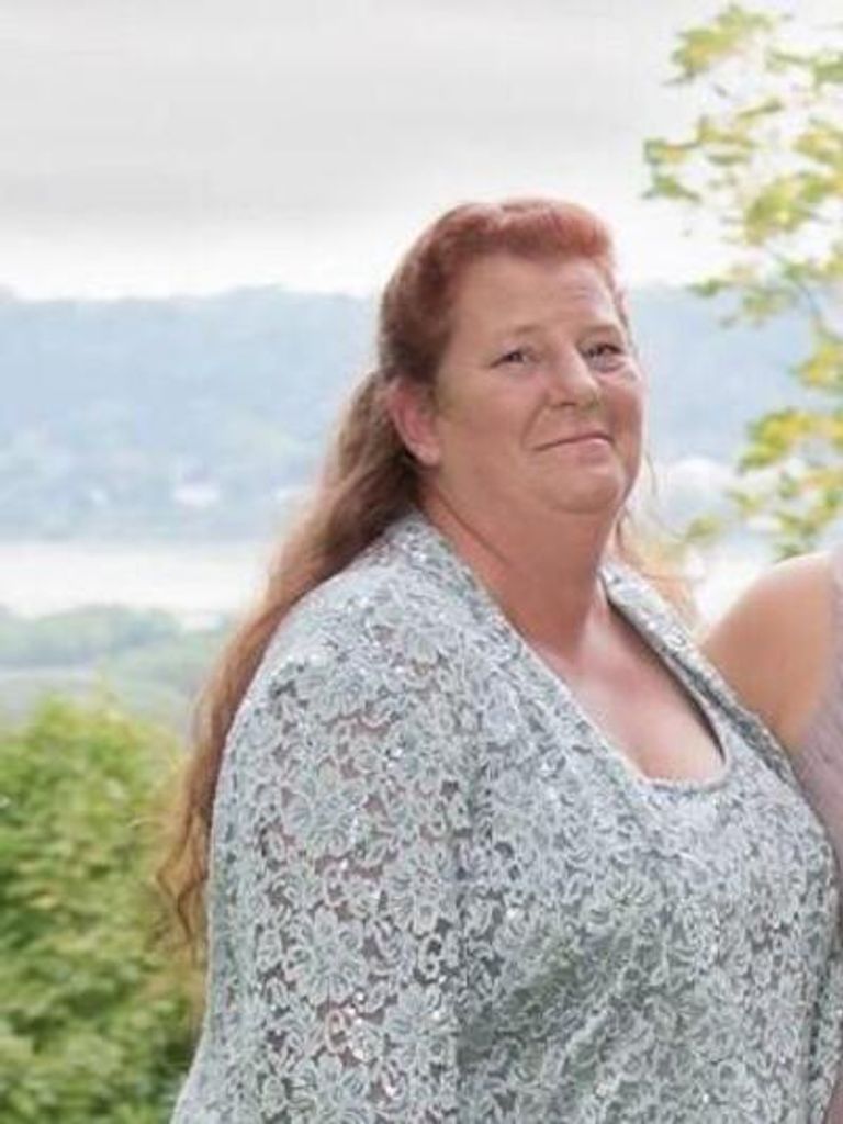Julie Ann Kloepfer Profile Photo