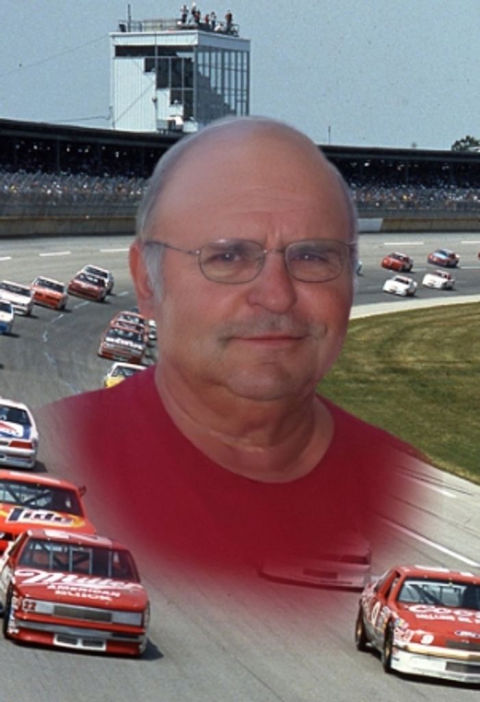 Riley Lindsey Tingle Profile Photo