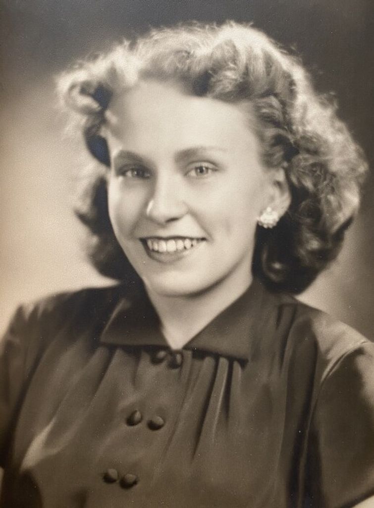 Marjorie Evelyn (Dunn)  Gustafson