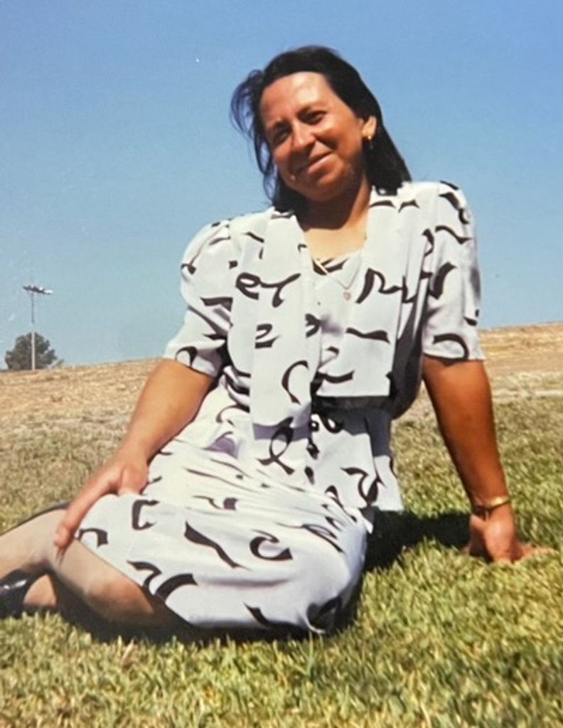 Blanca Rosa Cruz Profile Photo