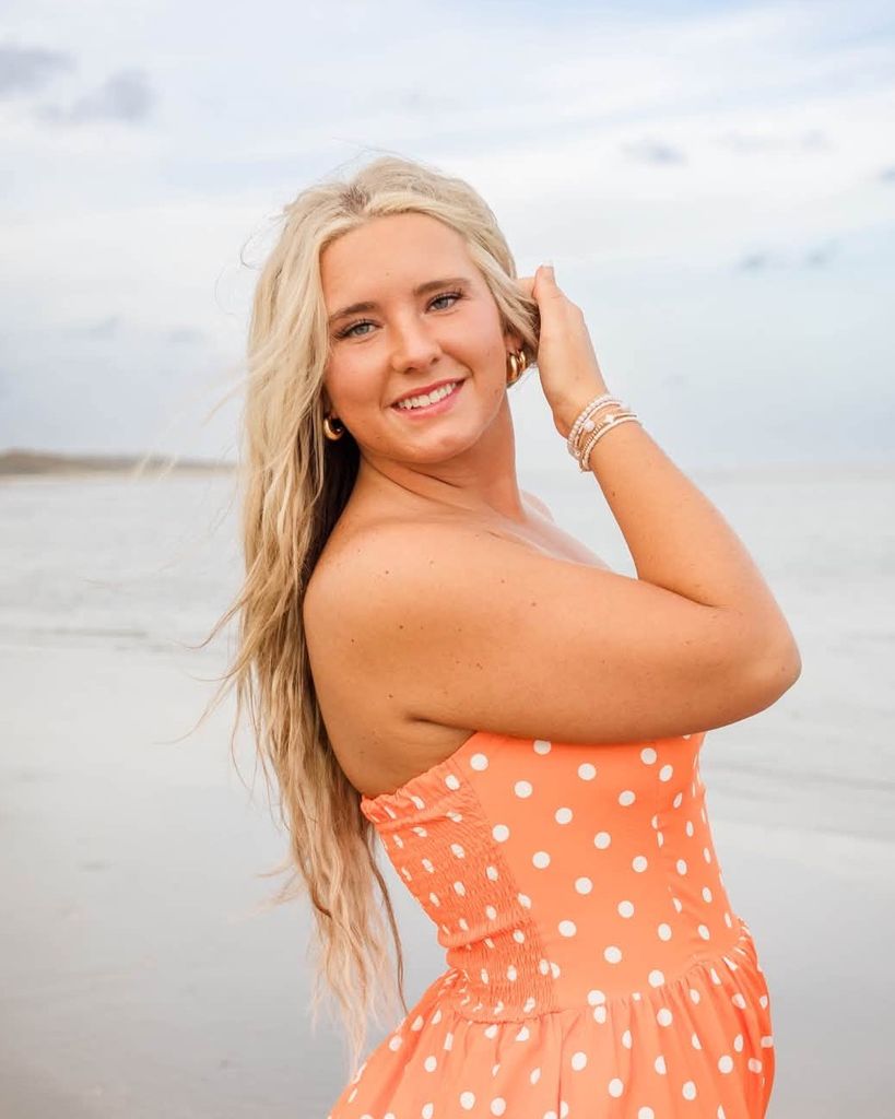 Ali Nicole Elliott Profile Photo