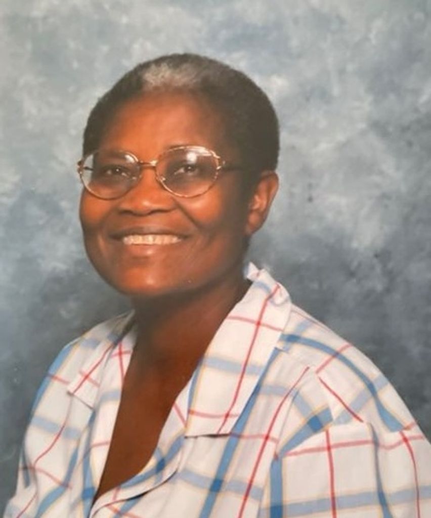 Lola Sylvia James Profile Photo