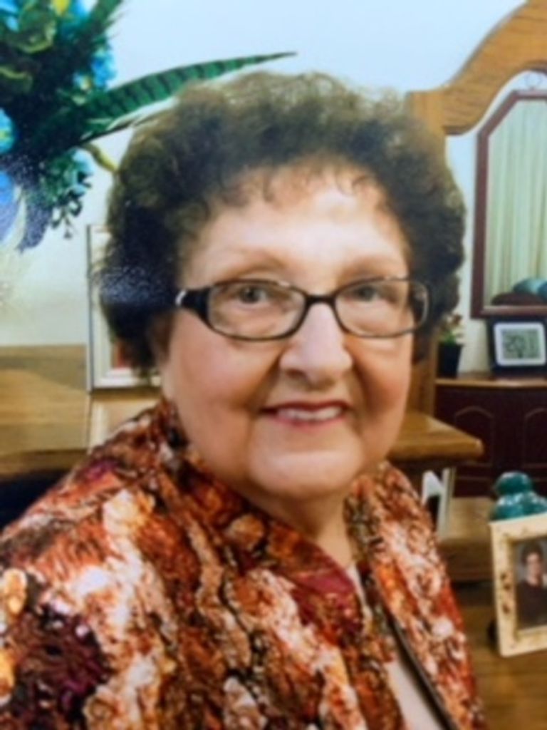 Bobbie Raye West Profile Photo