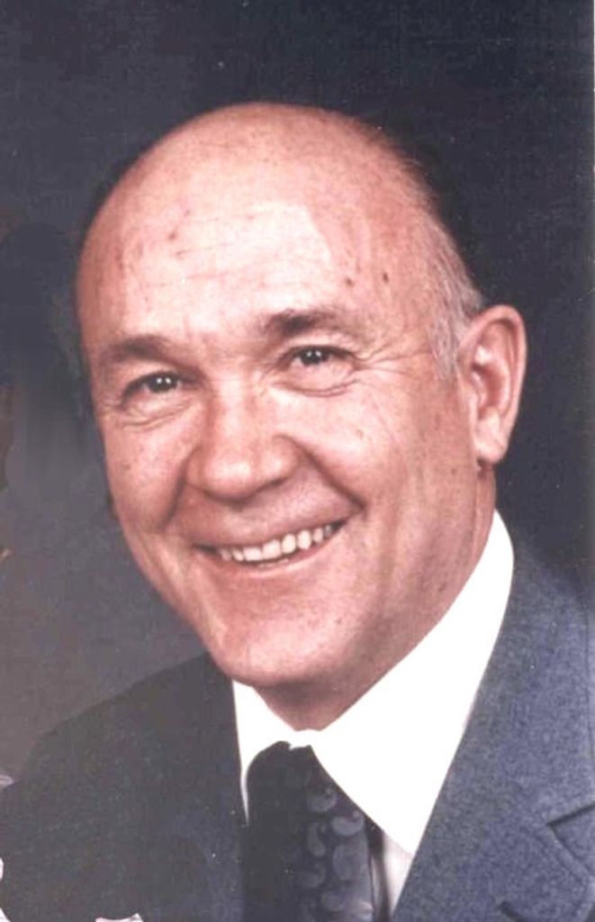 Earl Lowe
