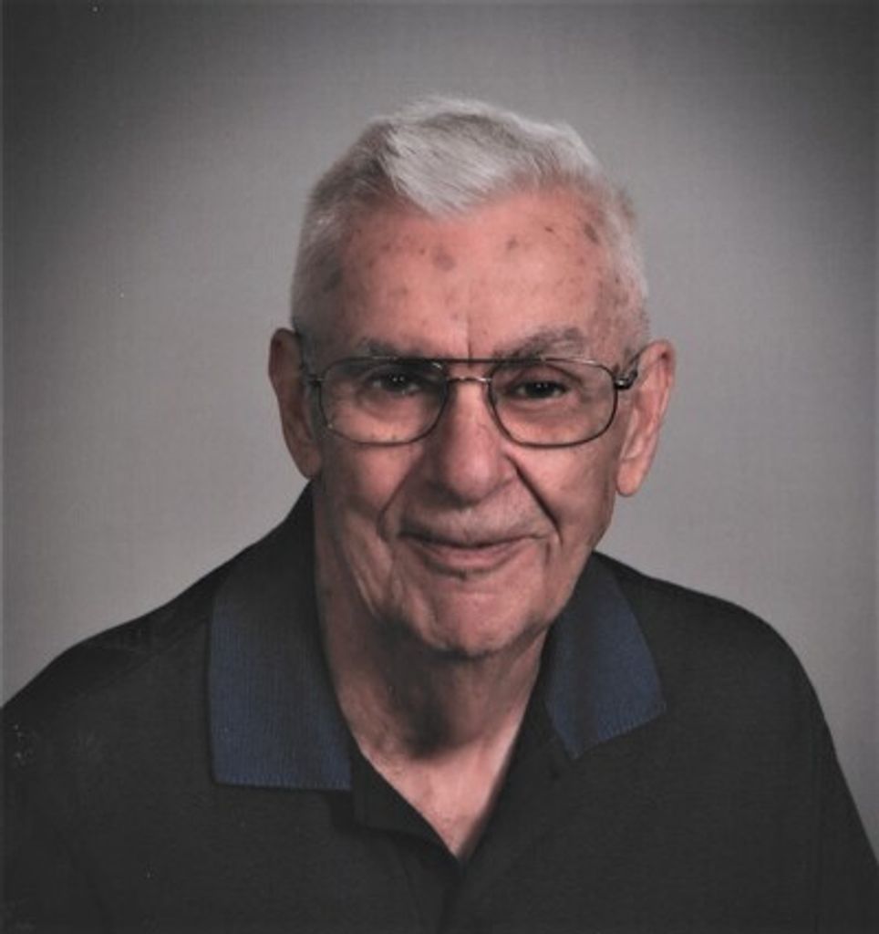 Lawrence E. Thonen Profile Photo