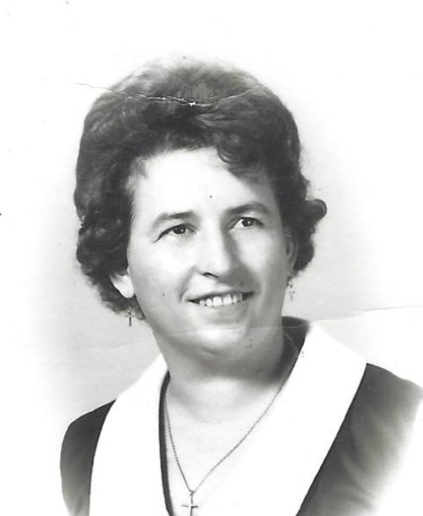 Terez D. Mechler (nee Dan)