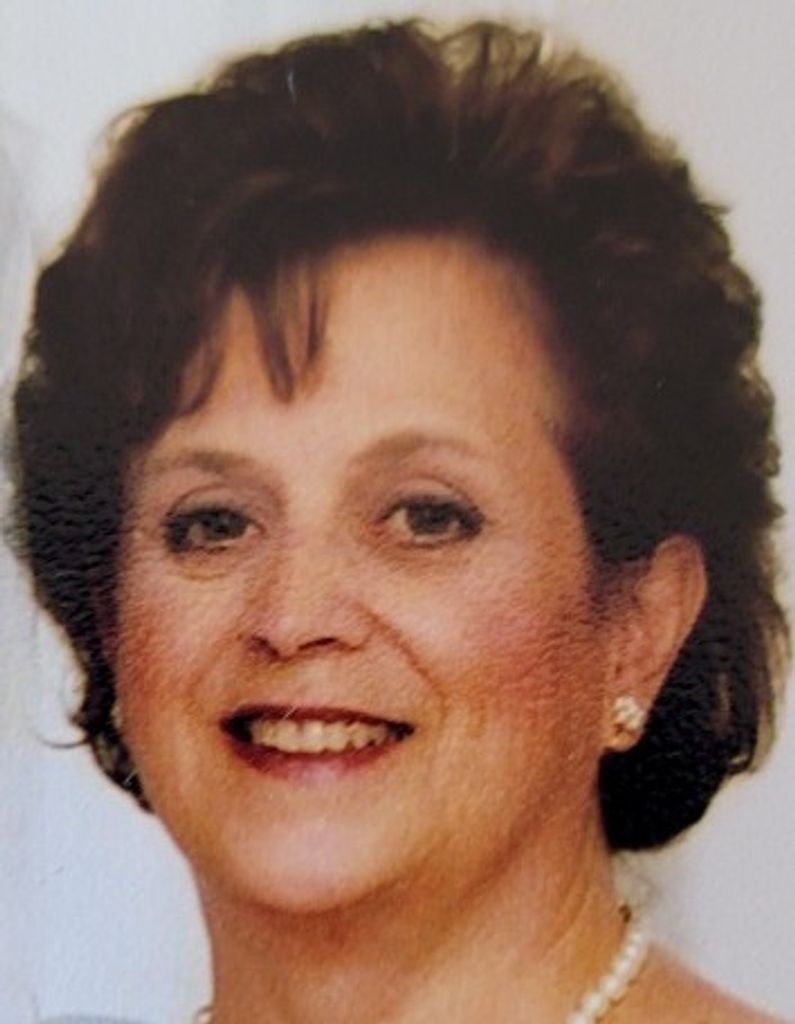 Catherine M. (Flowers)  Darrenkamp