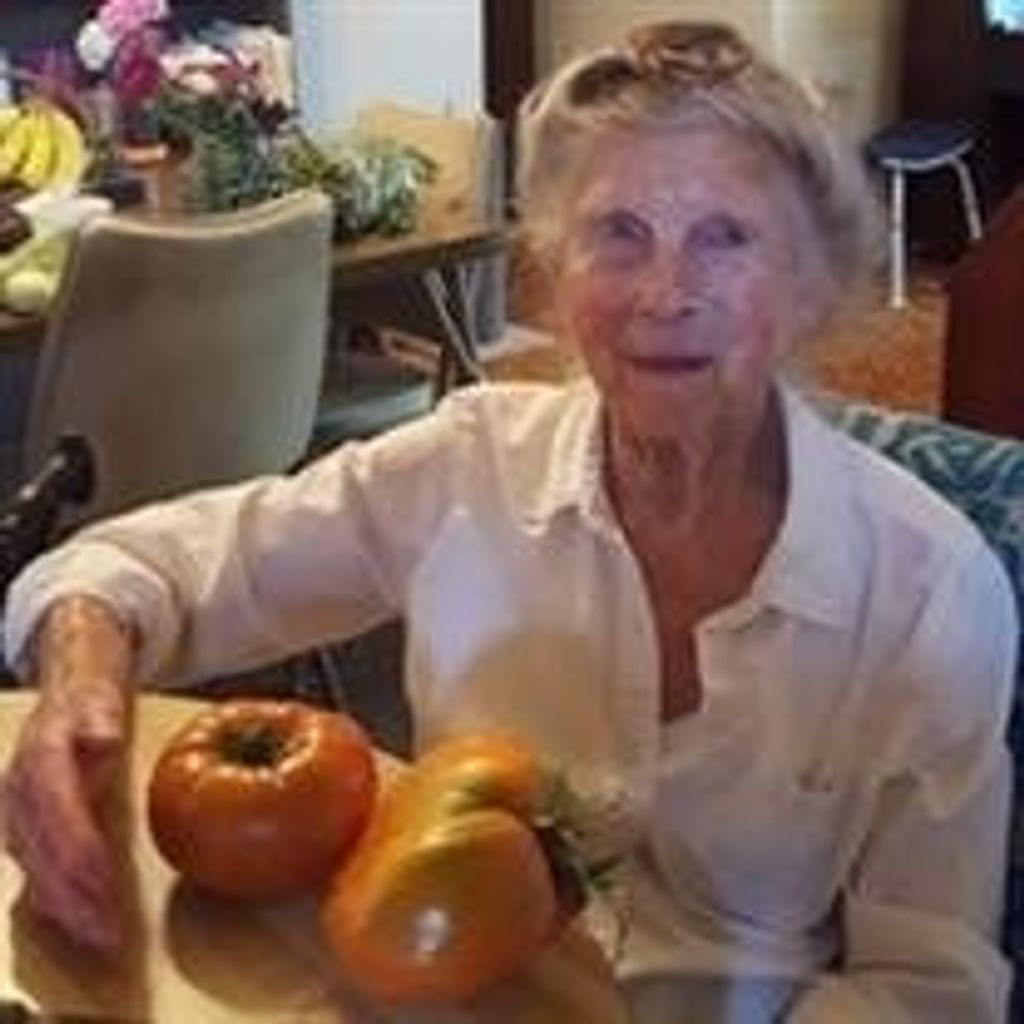 Evelyn Parker Burcher