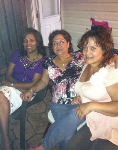 Rosa  Torres photo gallery thumbnail 6 of 20