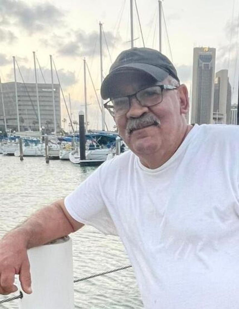 Adolfo Cardona Jr. Profile Photo