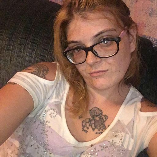 Emily Dawn Laub photo gallery thumbnail 23 of 38
