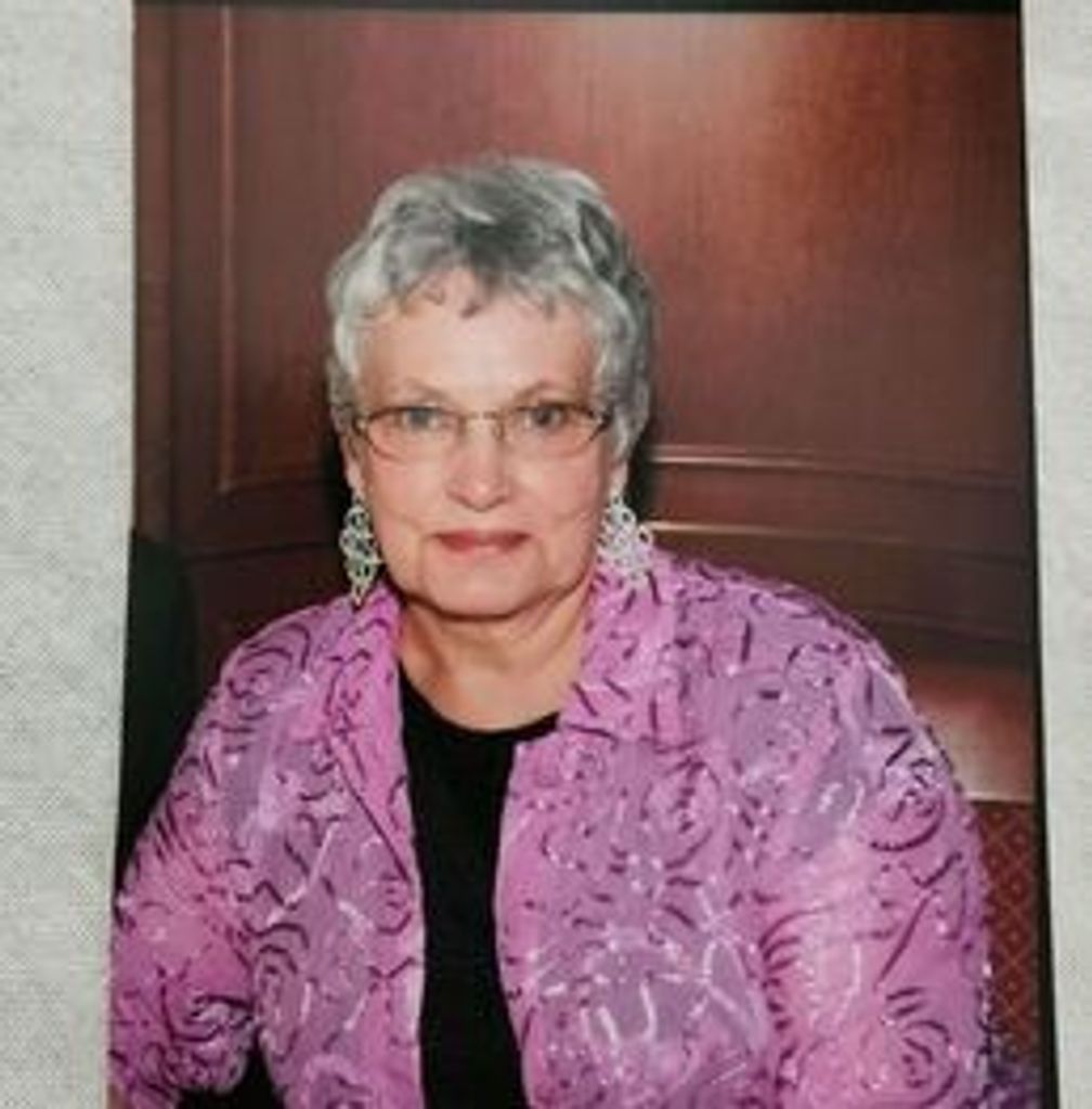 Beverley Laturnus Profile Photo