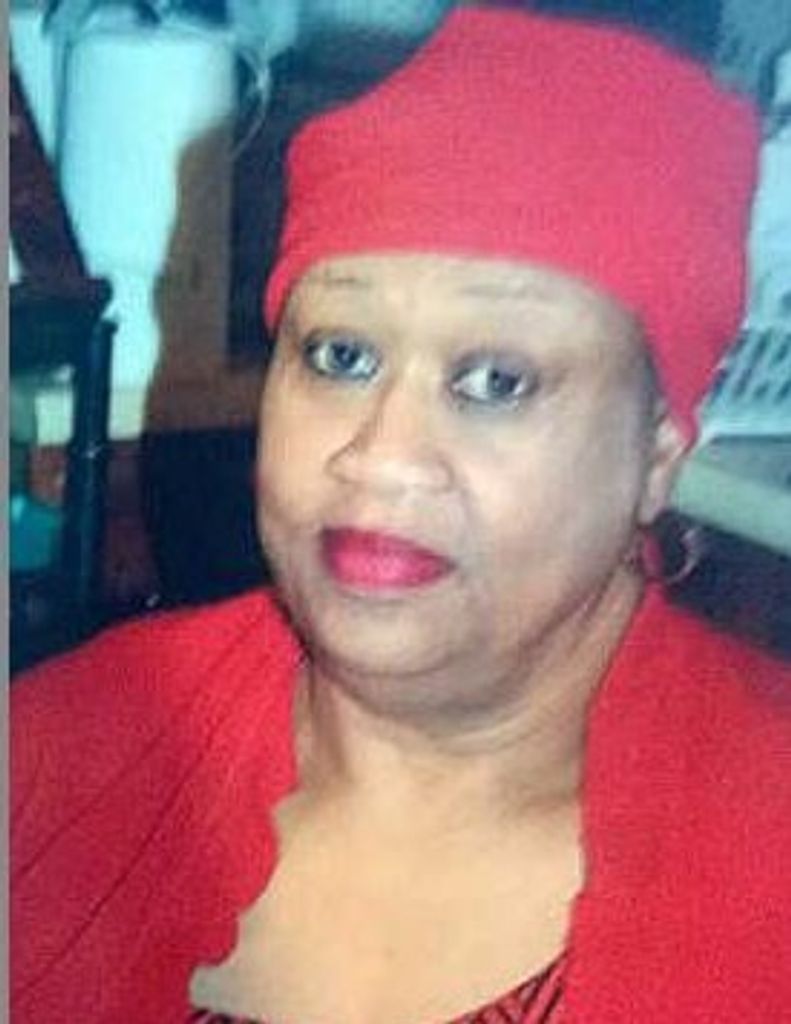 Elaine Sims Profile Photo