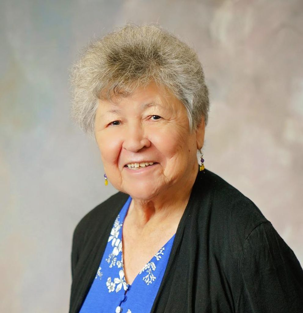 Elizabeth (Champagne) Lavallie Profile Photo