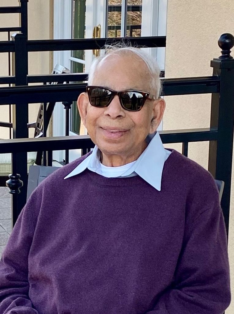 Jyotirmoy "Bapi" Niyogi, Architect and Artist Profile Photo
