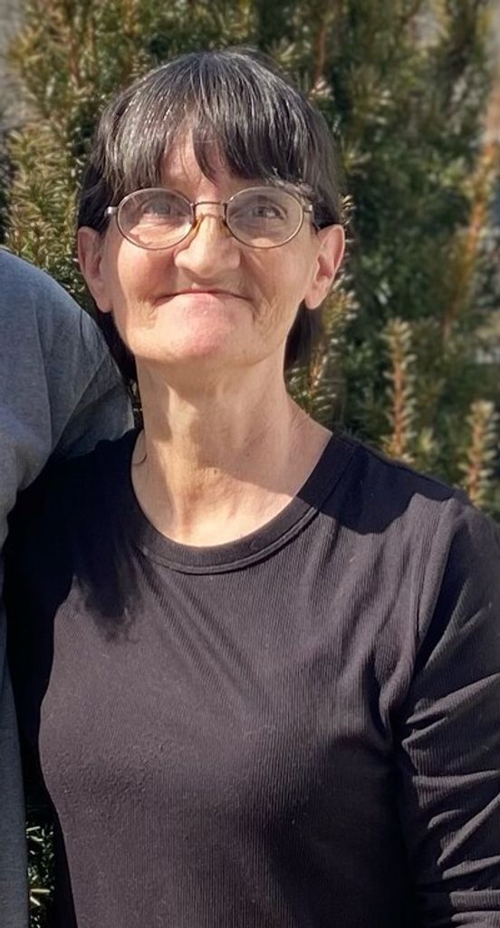 Connie Sue Seeling Profile Photo