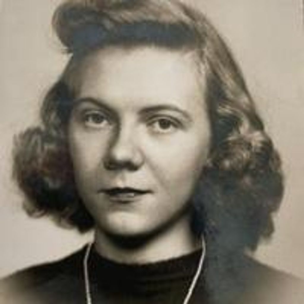 Lucy Evans Albenesius Profile Photo