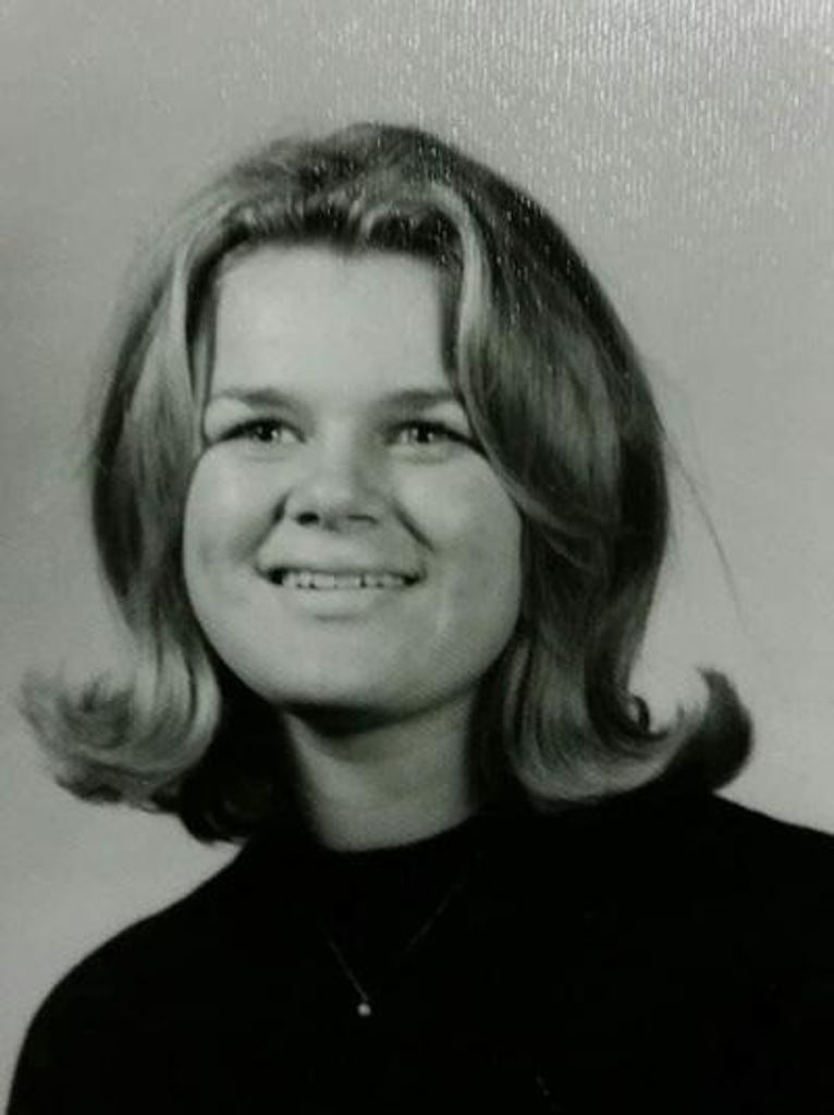 Wendy L. Rhodes Profile Photo