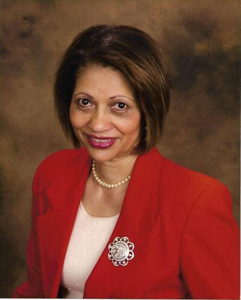 Lynette Goudeau Simmons Profile Photo
