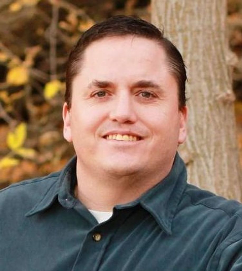 Jon Lake Montgomery Profile Photo