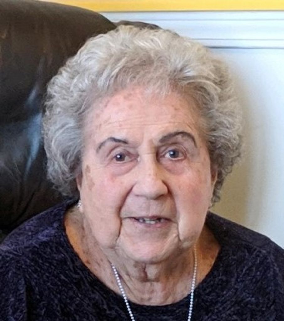 Marilyn J. (Bachman)  Deatherage