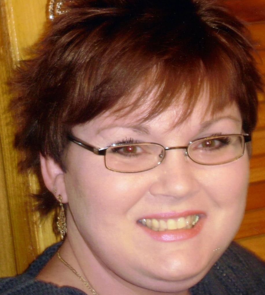Ms.  Deanna  Smith, 45