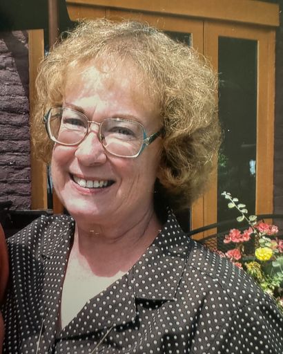 Carolyn Dianne Mavrakis's obituary image
