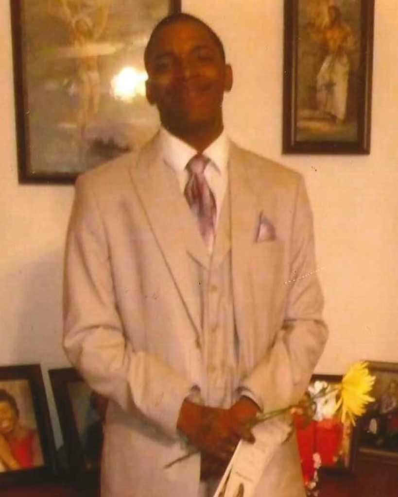 Antwontan Christopher James Snead Profile Photo