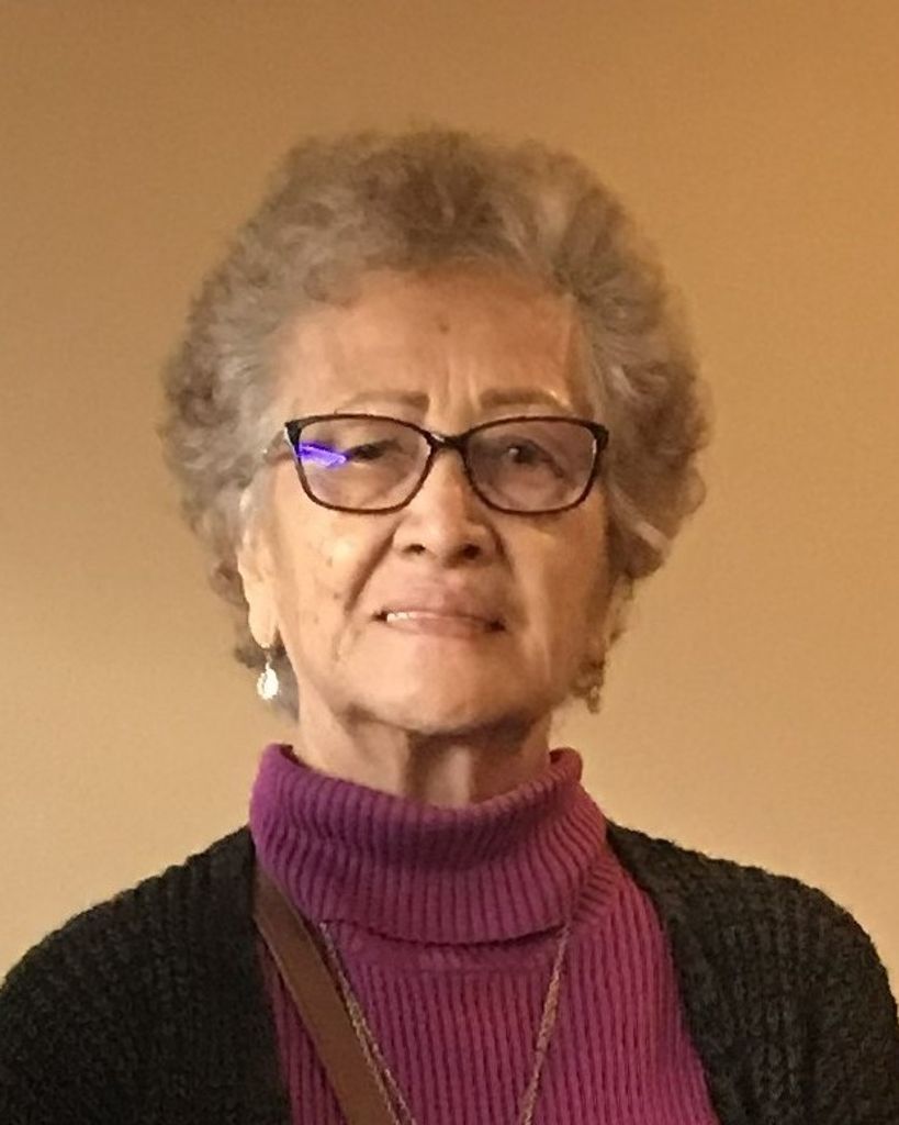 Emma H. Rios Profile Photo